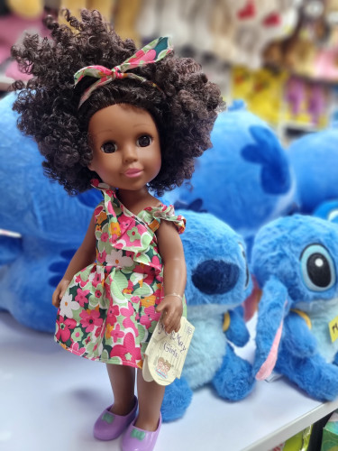 عروسک دختر مو فرفری