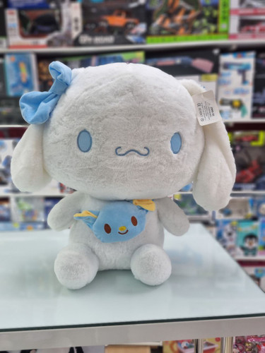 عروسک سینامورال