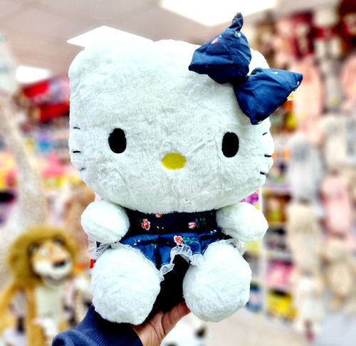 عروسک کیتی طرح دامن گل دار